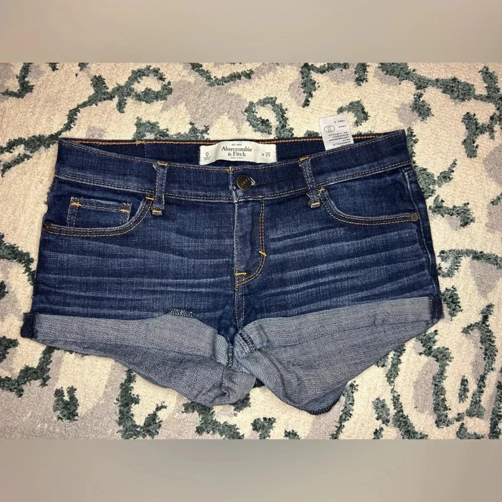 Abercrombie and fitch jean shorts size 0